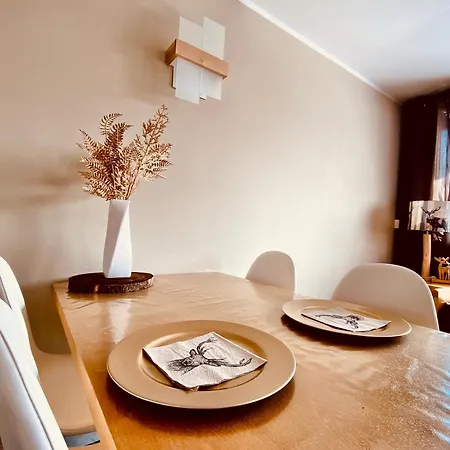 Διαμέρισμα Charlotte 33 *